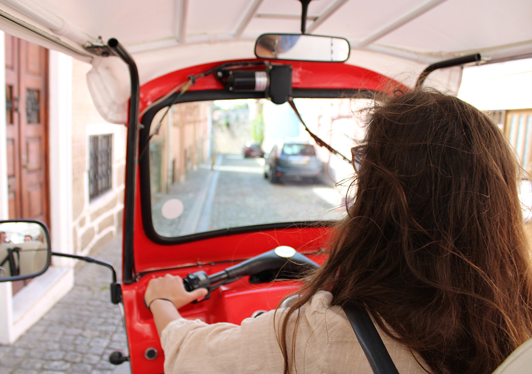Exclusive Tuk Tuk Ride in Porto - Living Tours