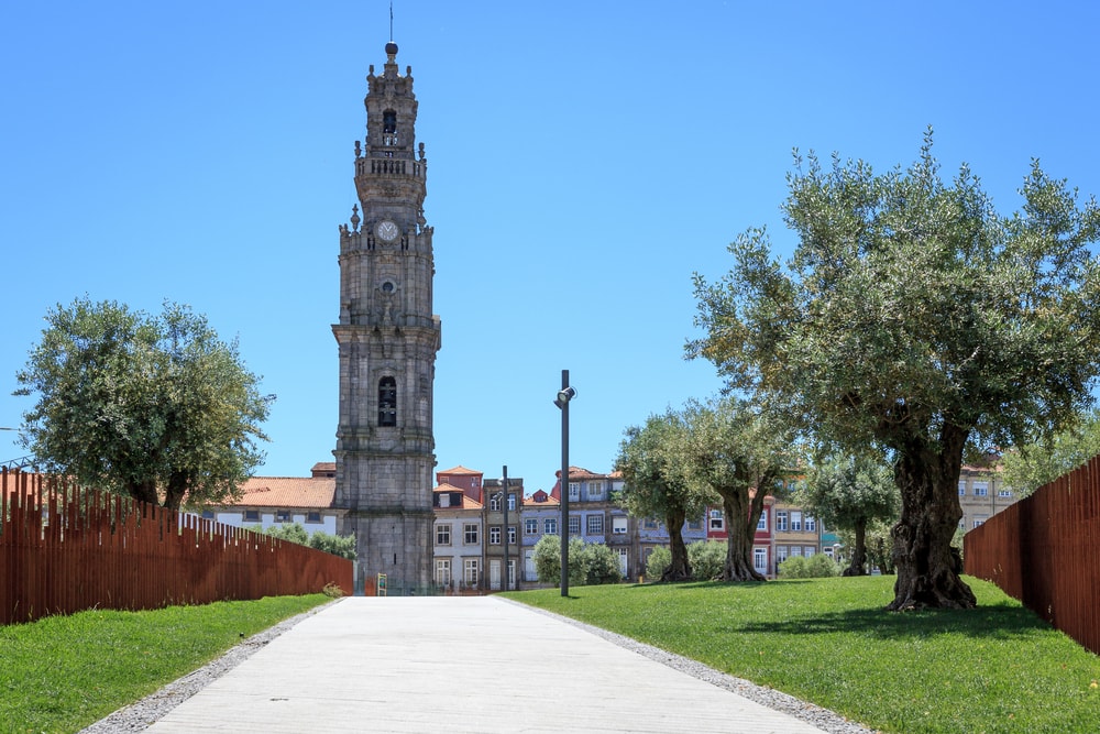 Torre dos clérigos no Porto - livingtours