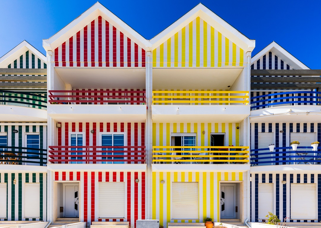 Typical Houses on Costa Nova Beach - Living Tours