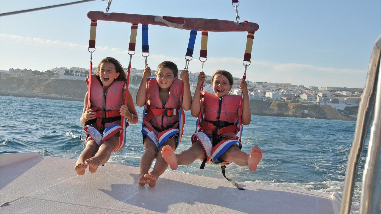 Parasailing with Speedboat Ride - Albufeira