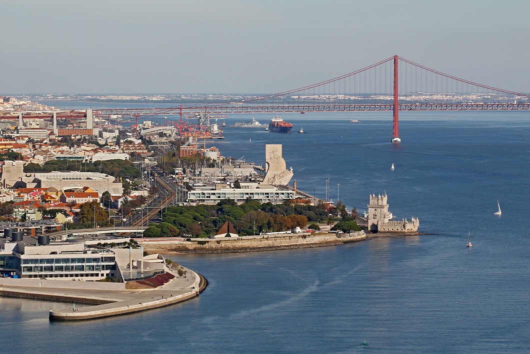  Helicopter in Lisbon - Living Tours