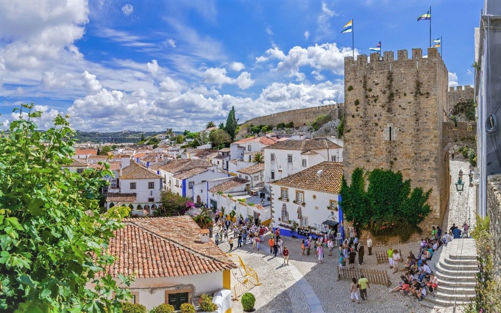 Free Route in Óbidos - Living Tours