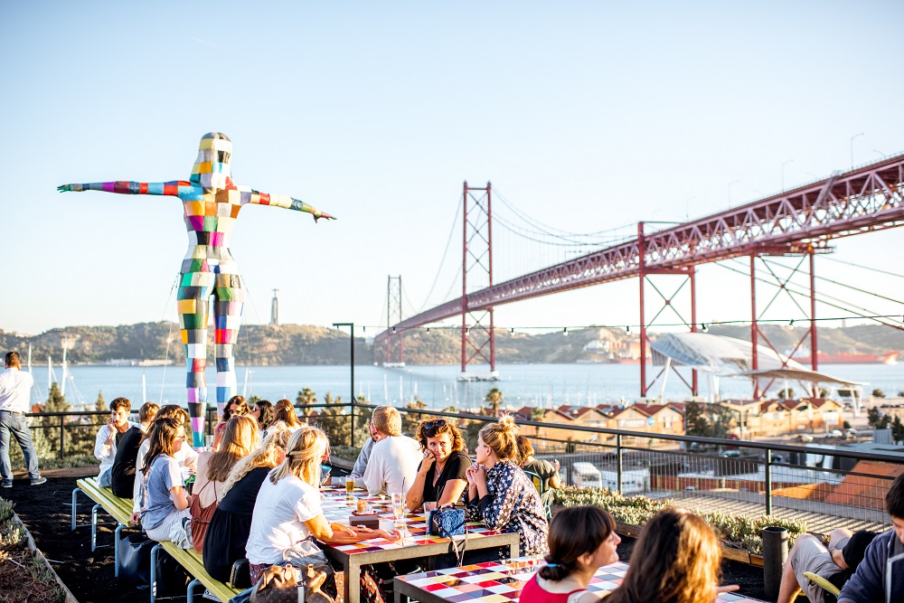 Translado Porto Lisboa - Living Tours