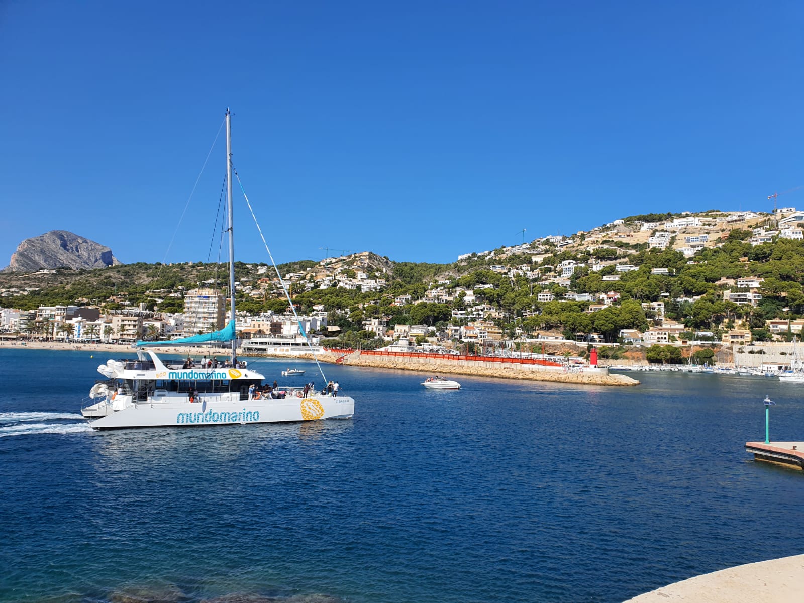 Côte de Malaga en catamaran avec Paella