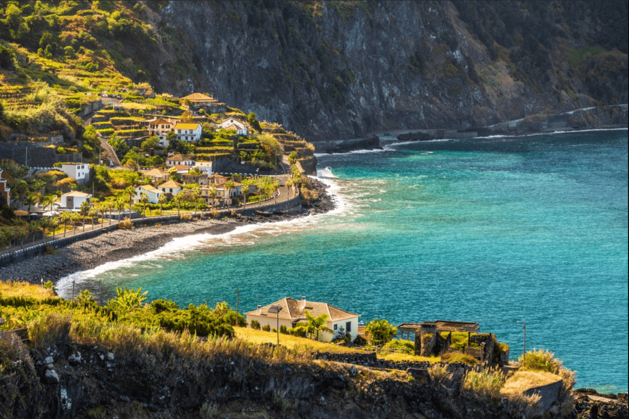 Tour Ocidental pela Ilha da Madeira - Living Tours